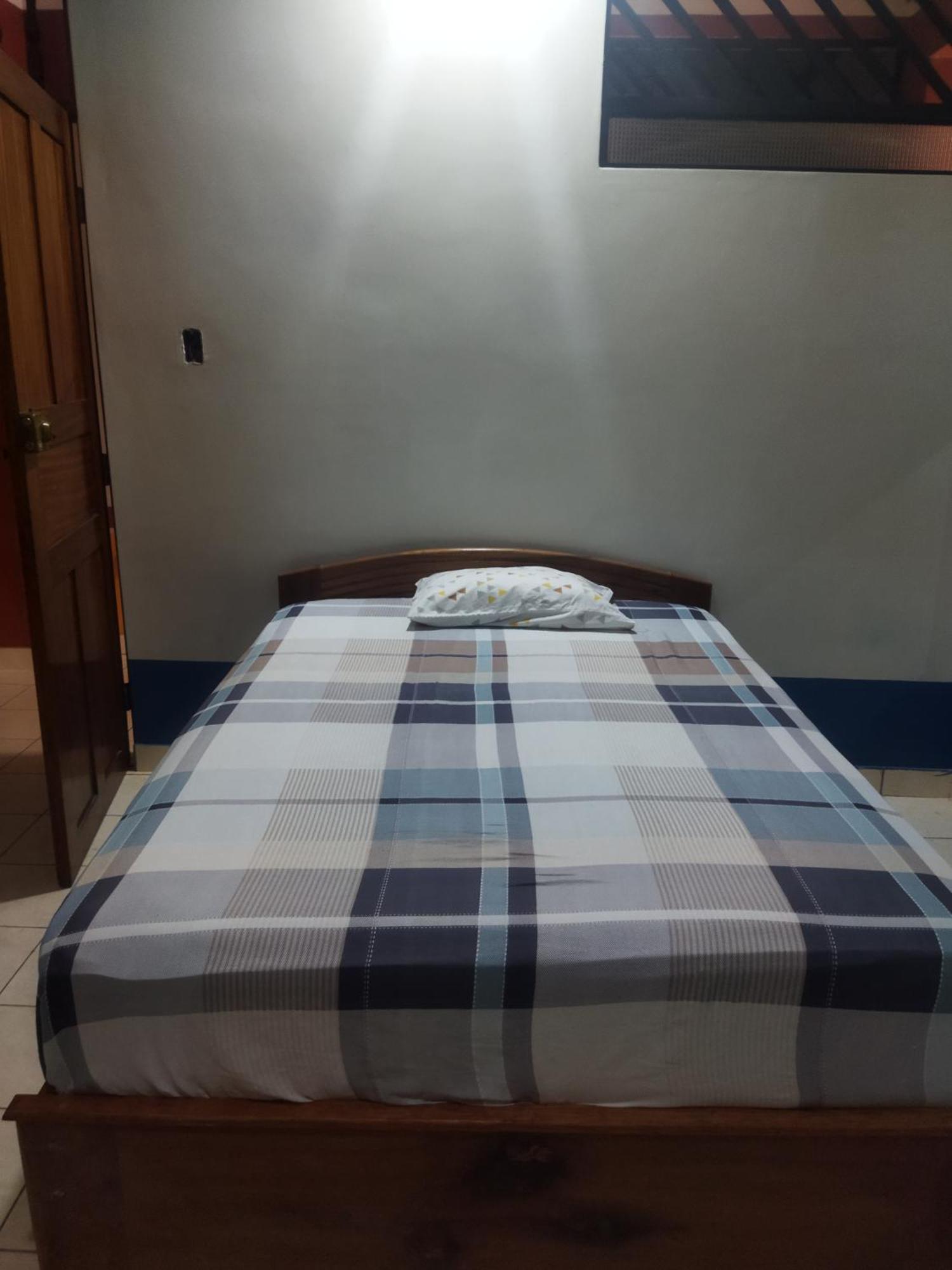 Hospedaje Mas Tarapoto Luaran gambar