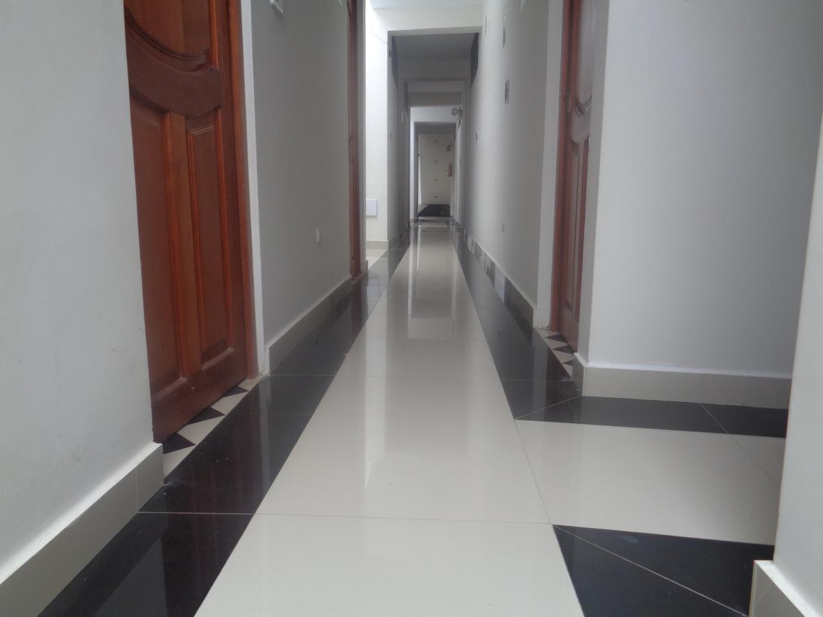Hospedaje Mas Tarapoto Luaran gambar